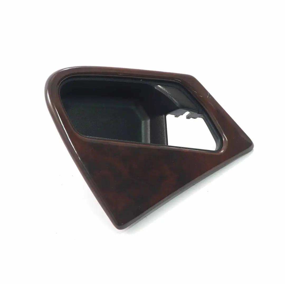 Coperchio maniglia scheda porta posteriore destro A1637660264 per Mercedes W163 con numero di parte A1637600620 Mercedes W163 Coperchio maniglia scheda porta posteriore destro A1637660264 - SKU A1637600620 - Numero di parte A1637600620