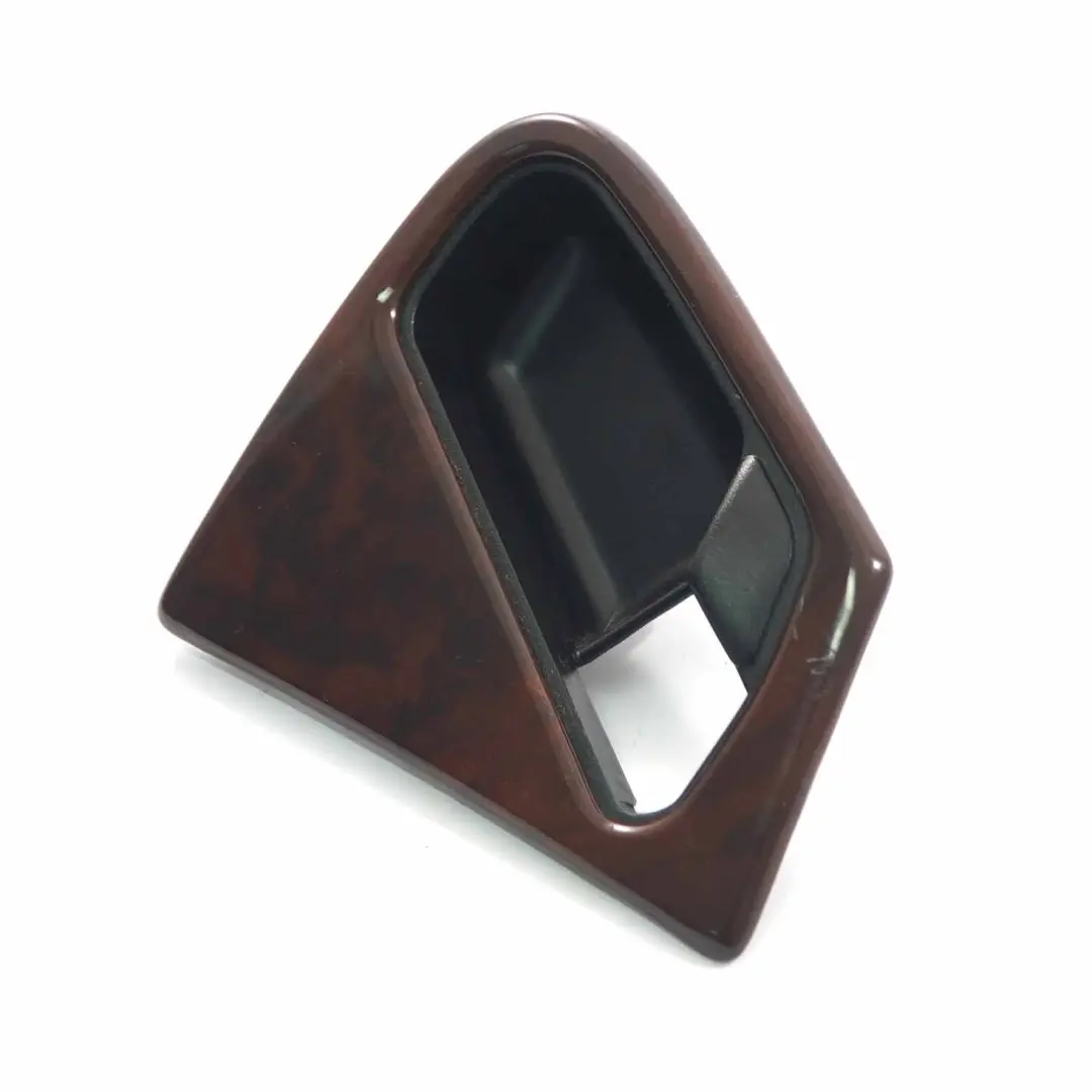 Tapa de la manija de la tarjeta Moldura derecha A1637660264 para Mercedes W163 con número de pieza A1637600620 Mercedes W163 Tapa de la manija de la tarjeta Moldura derecha A1637660264 - SKU A1637600620 - Número de pieza A1637600620