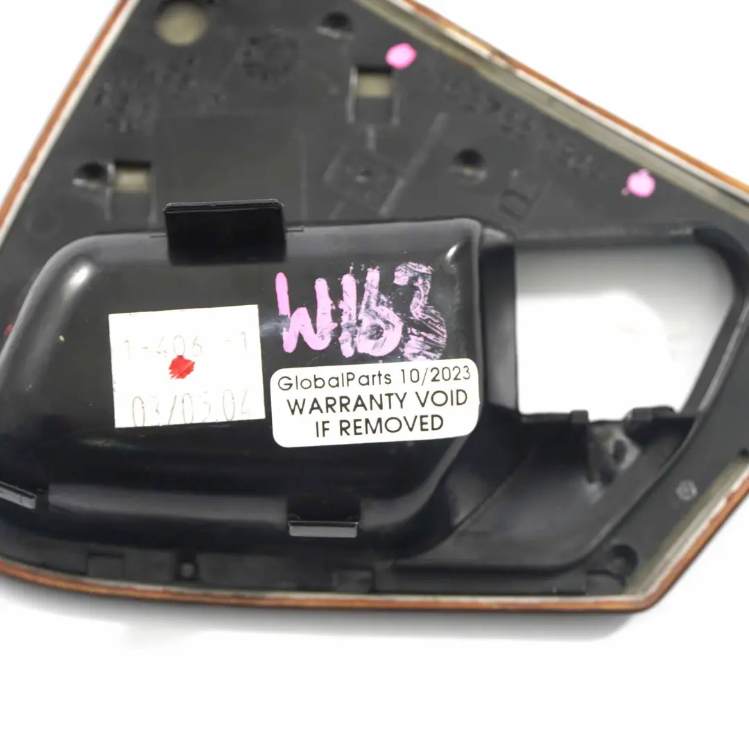 Poignée de Carte de Porte Intérieure Arrière Droite A1637660264 pour Mercedes W163 à propos du numéro de pièce A1637600620 Mercedes W163 Poignée de Carte de Porte Intérieure Arrière Droite A1637660264 - SKU A1637600620 - Numéro de pièce A1637600620