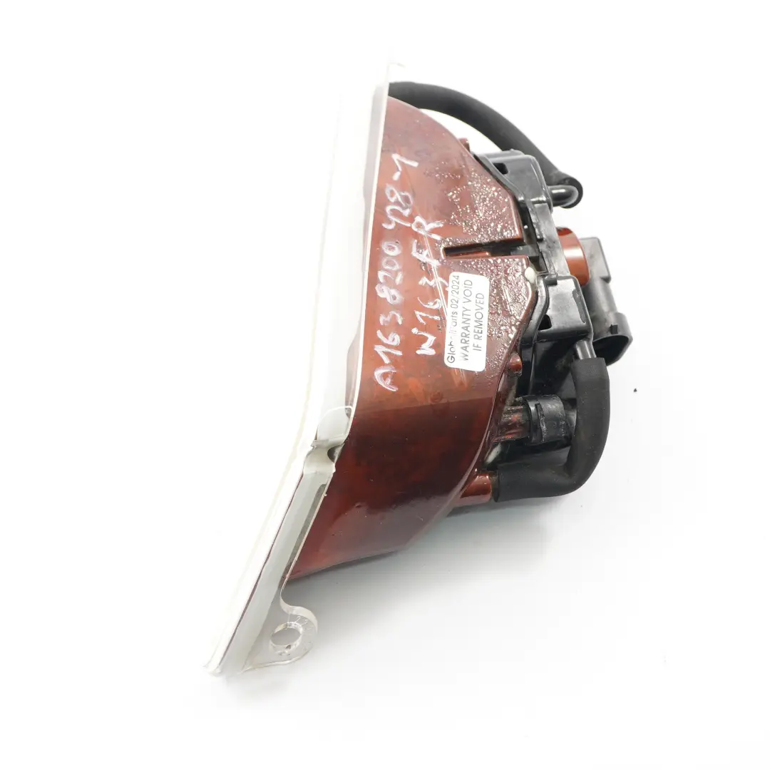 Mercedes-Benz W163 Parachoques delantero derecho Luz antiniebla para con número de pieza A1638200428 Mercedes-Benz W163 Parachoques delantero derecho Luz antiniebla - SKU A1638200428-1 - Número de pieza A1638200428