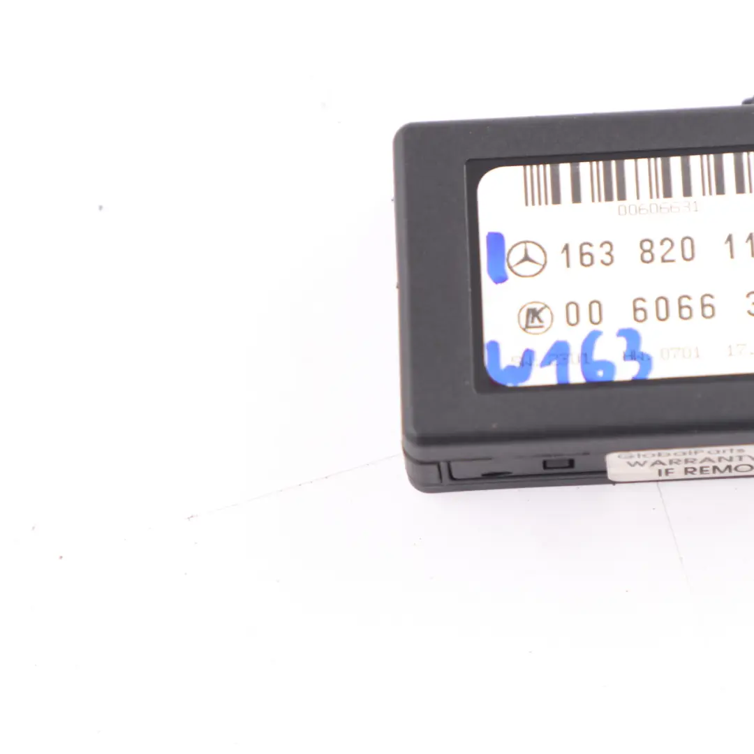 Módulo Control Sensor Lluvia Luz Parabrisas para Mercedes ML W163 con número de pieza A1638201126 Mercedes ML W163 Módulo Control Sensor Lluvia Luz Parabrisas - SKU A1638201126 - Número de pieza A1638201126