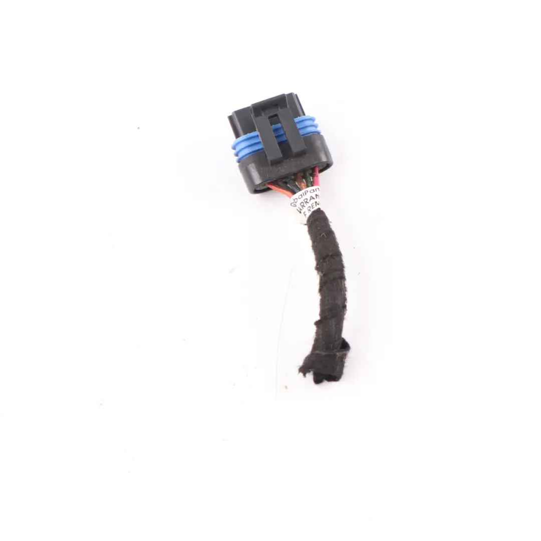 Right O/S Tail Light Lamp Plug Socket Wiring to Mercedes ML W163 Rear with Part number A1638202064 Mercedes ML W163 Rear Right O/S Tail Light Lamp Plug Socket Wiring - SKU A1638202064-1 - Part number A1638202064