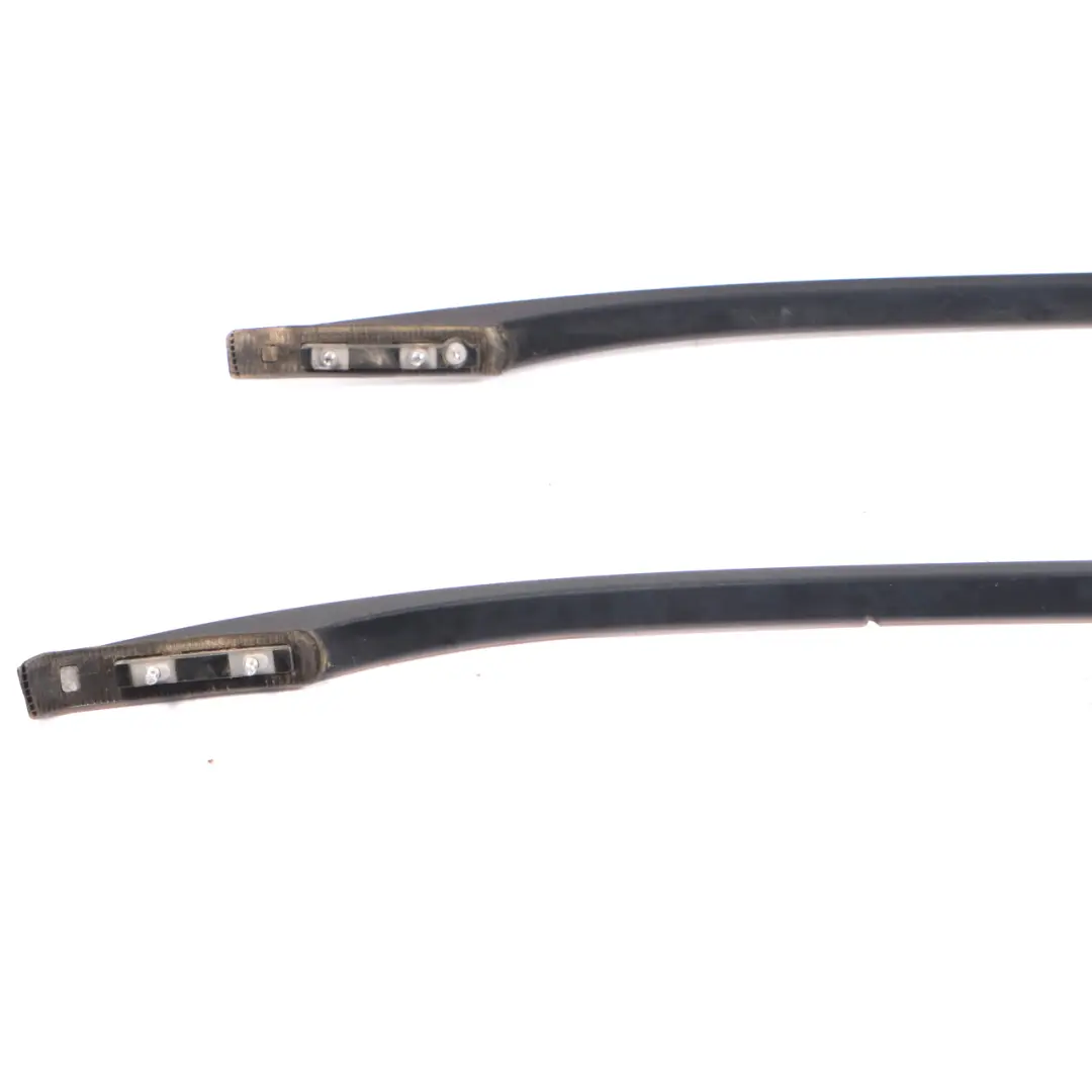 Gauche Droite Barre De Toit Moulding Set pour Mercedes ML W163 à propos du numéro de pièce A1638400524 Mercedes ML W163 Gauche Droite Barre De Toit Moulding Set - SKU A1638400524-1 - Numéro de pièce A1638400524