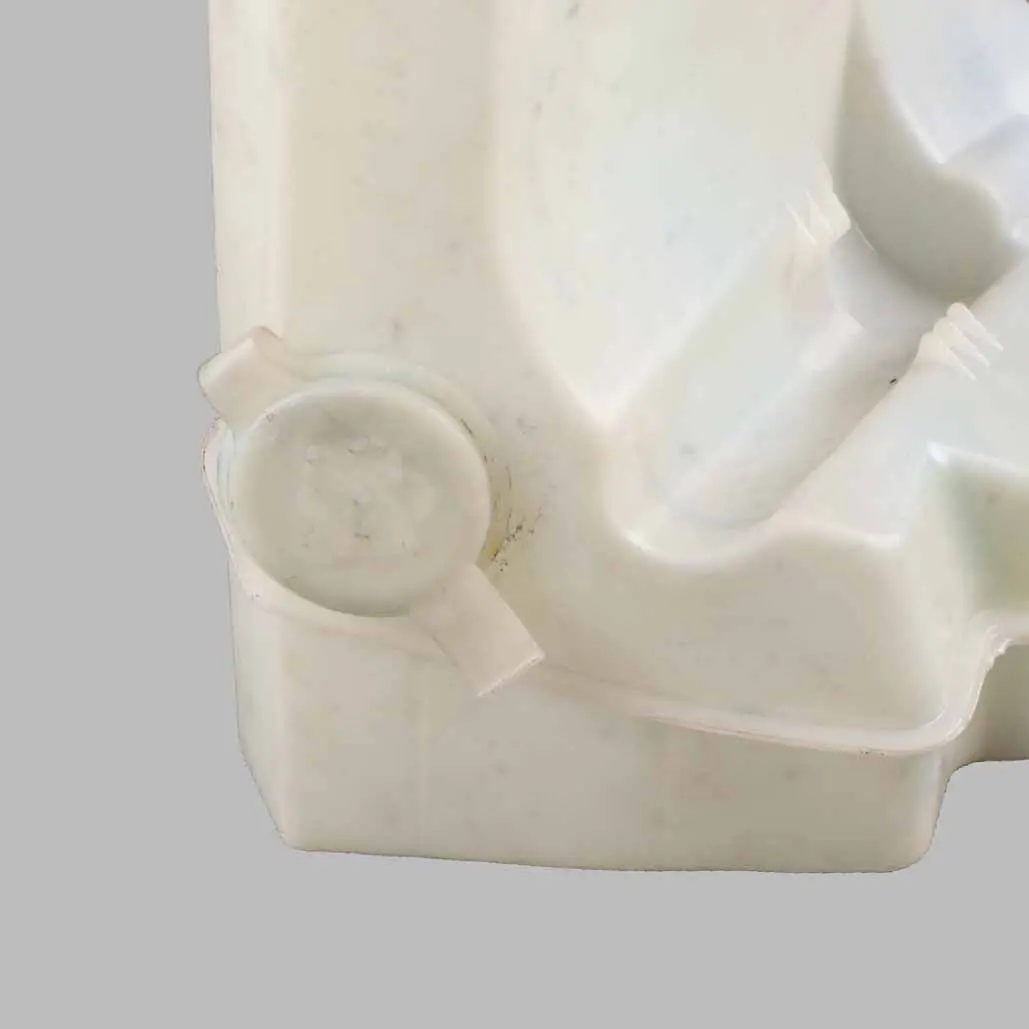 Mercedes ML W163 Windscreen Washer Bottle Tank Reservoir A1638601160 - SKU A1638690820 - Part number A1638690820