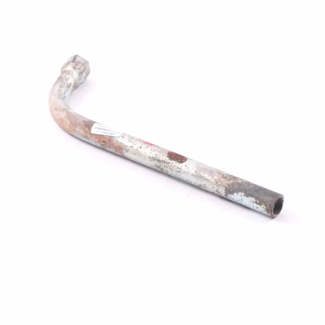 ruota di scorta chiave ruota bullone dado strumento per Alfa Romeo con numero di parte A16414533431 Alfa Romeo ruota di scorta chiave ruota bullone dado strumento - SKU A16414533431 - Numero di parte A16414533431