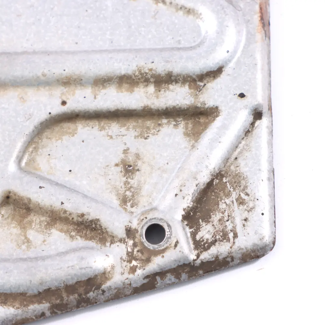 Automatikgetriebe W7B700 Servomodul Abdeckung für Mercedes W204 mit Teilenummer A1642710088 Mercedes W204 Automatikgetriebe W7B700 Servomodul Abdeckung - SKU A1642710088 - Teilenummer A1642710088