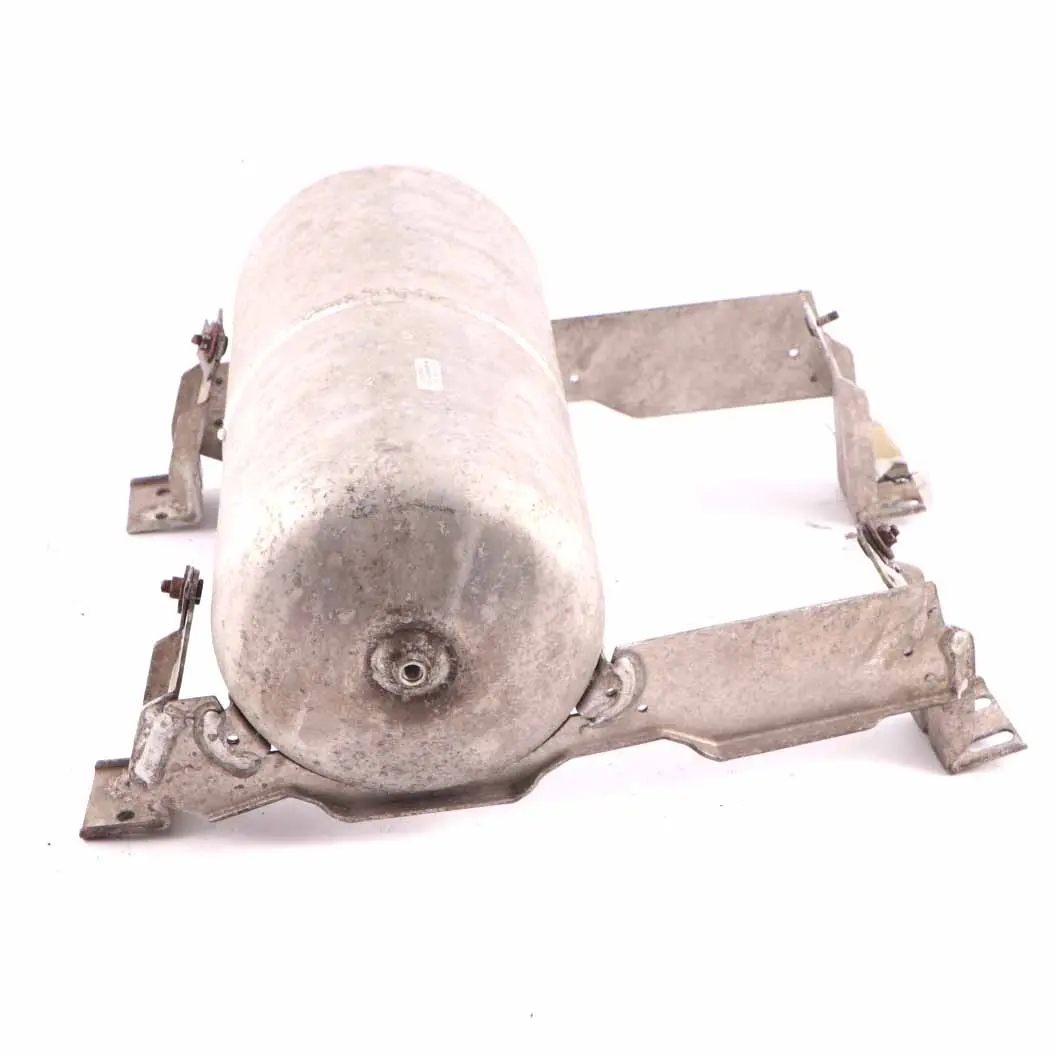 Luftfederung Druckbehälter Tank Akkumulator für Mercedes W164 mit Teilenummer A1643200015 Mercedes W164 Luftfederung Druckbehälter Tank Akkumulator - SKU A1643200015 - Teilenummer A1643200015