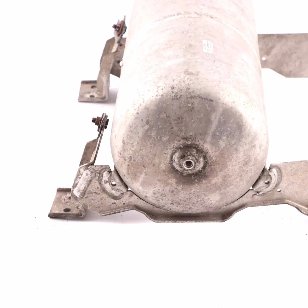 Accumulateur Pression Suspension Pneumatique pour Mercedes W164 à propos du numéro de pièce A1643200015 Mercedes W164 Accumulateur Pression Suspension Pneumatique - SKU A1643200015 - Numéro de pièce A1643200015