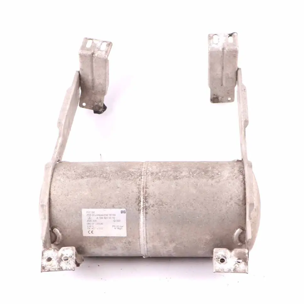 Suspension Pressure Reservoir Tank Accumulator to Mercedes ML W164 Air with Part number A1643200015 Mercedes ML W164 Air Suspension Pressure Reservoir Tank Accumulator - SKU A1643200015 - Part number A1643200015