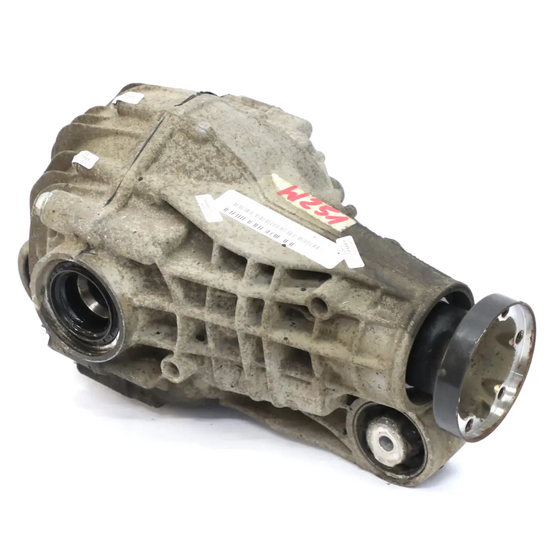 Front Axle Differential Diff 2,92 Ratio WARRANTY to Mercedes W251 with Part number A1643302502 Mercedes W251 Front Axle Differential Diff 2,92 Ratio WARRANTY - SKU A1643302502 - Part number A1643302502