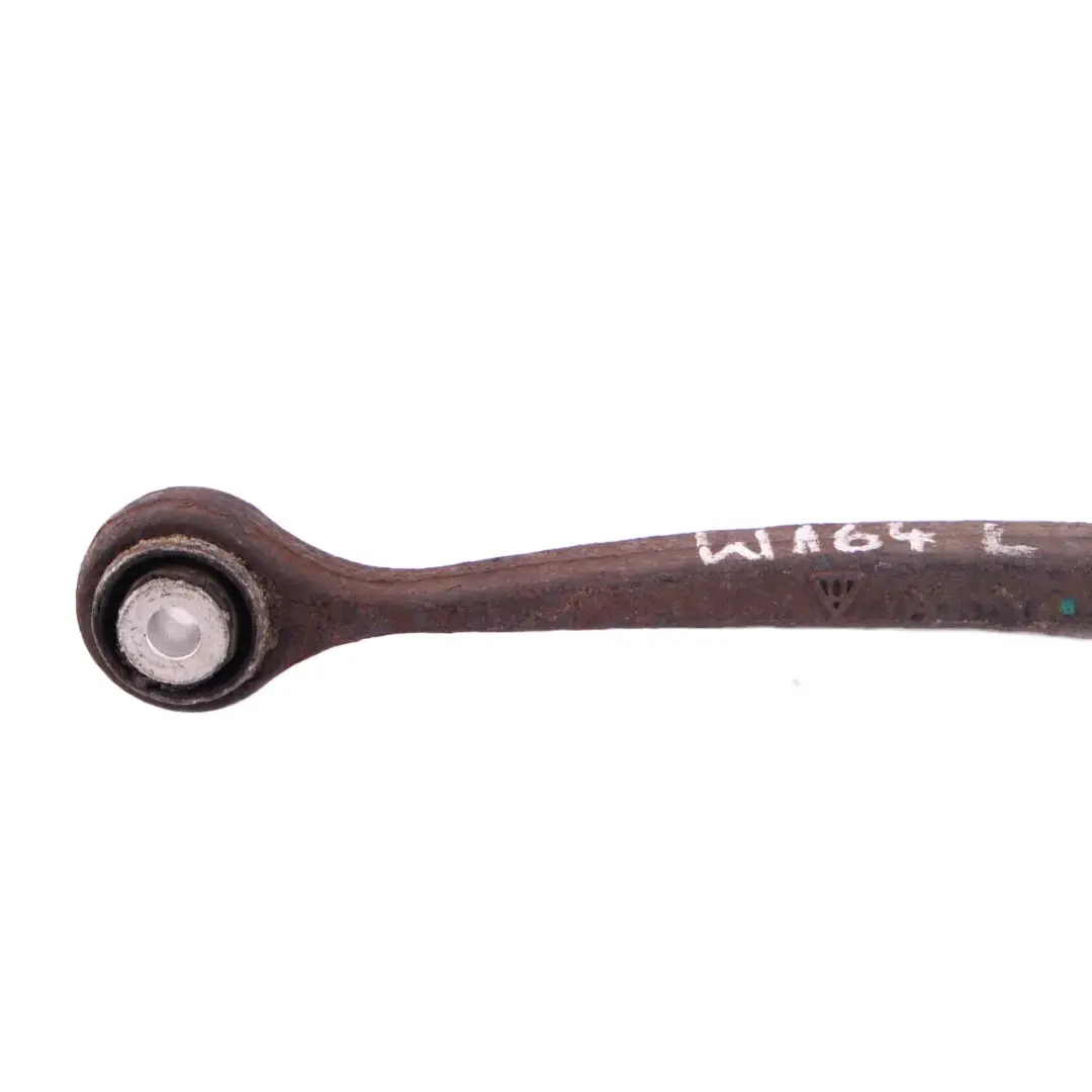 Bras contrôle arrière gauche droit Wishbone supérieur pour Mercedes W164 à propos du numéro de pièce A1643501406 Mercedes W164 Bras contrôle arrière gauche droit Wishbone supérieur - SKU A1643501406 - Numéro de pièce A1643501406