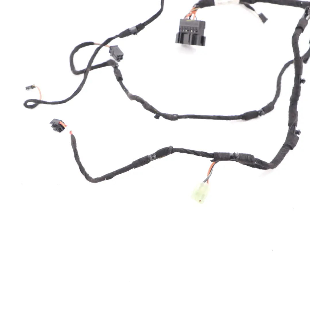 Centre Console Cable Wiring Loom to Mercedes ML W164 with Part number A1644402032 Mercedes ML W164 Centre Console Cable Wiring Loom - SKU A1644402032 - Part number A1644402032