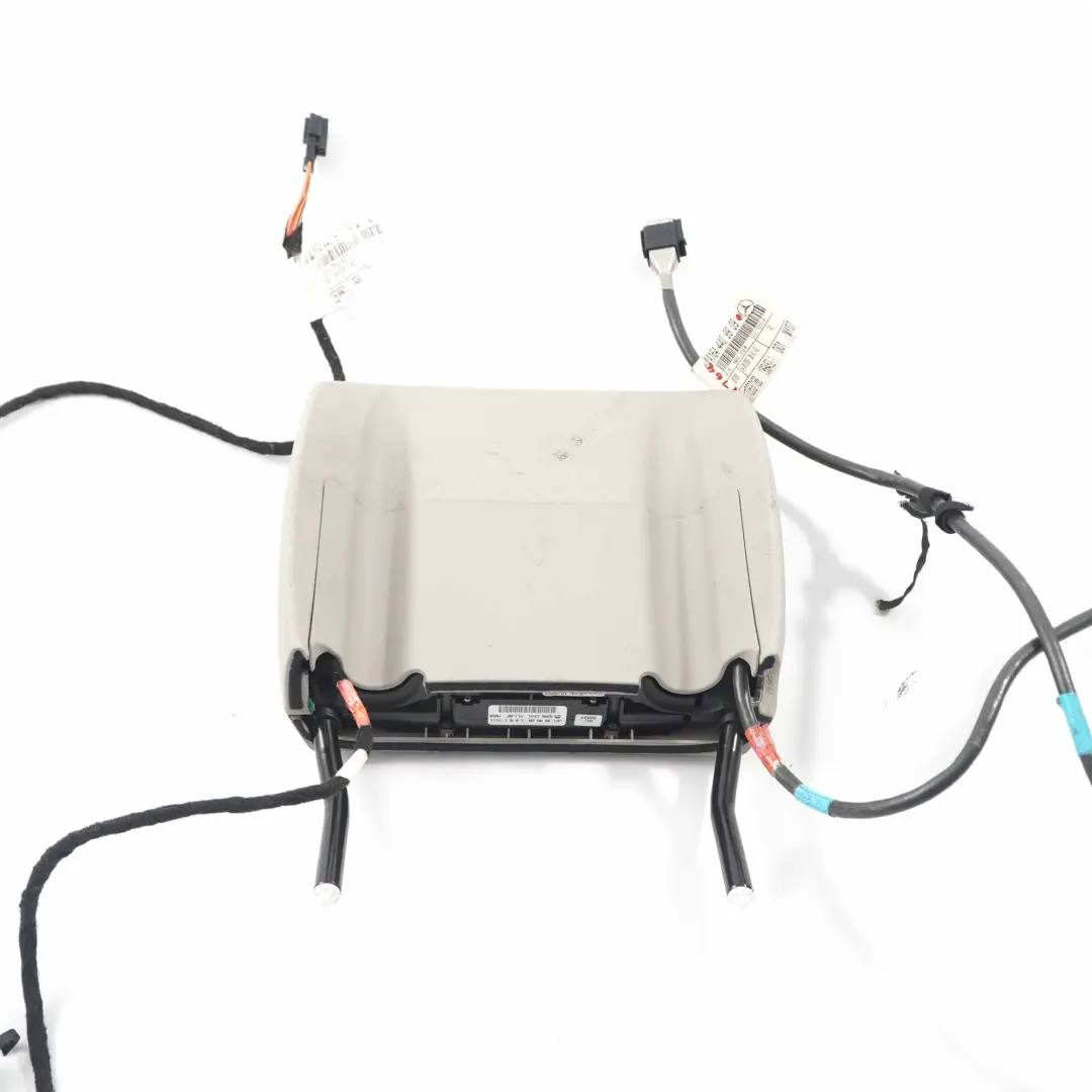 Poggiatesta Anteriore Schermo Monitor per Mercedes ML W164 con numero di parte A1644409909 Mercedes ML W164 Poggiatesta Anteriore Schermo Monitor - SKU A1644409909 - Numero di parte A1644409909