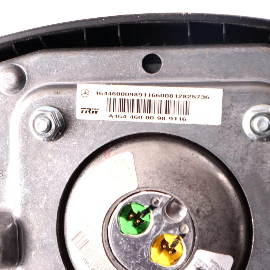 Volant côté conducteur Module d'air noir pour Mercedes ML W164 à propos du numéro de pièce A1644600098 Mercedes ML W164 Volant côté conducteur Module d'air noir - SKU A1644600098-2 - Numéro de pièce A1644600098