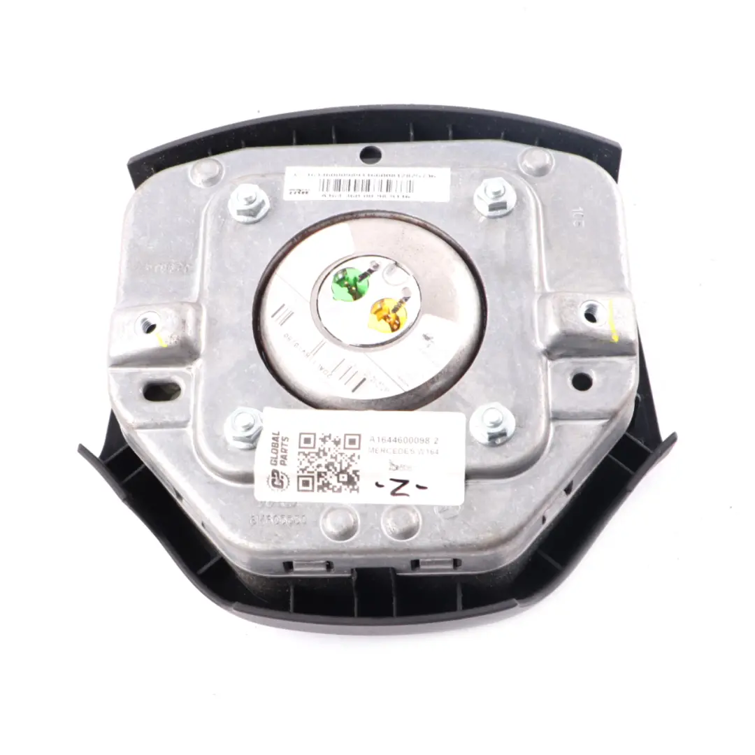 Volant côté conducteur Module d'air noir pour Mercedes ML W164 à propos du numéro de pièce A1644600098 Mercedes ML W164 Volant côté conducteur Module d'air noir - SKU A1644600098-2 - Numéro de pièce A1644600098