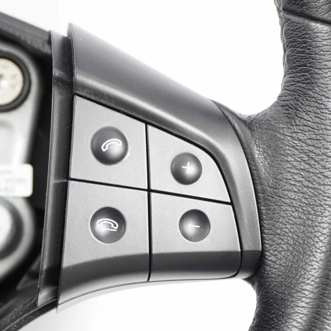  Mercedes-Benz Classe B W245 Volant multifonctions en cuir noir - SKU A1644601403 - Numéro de pièce A1644601403
