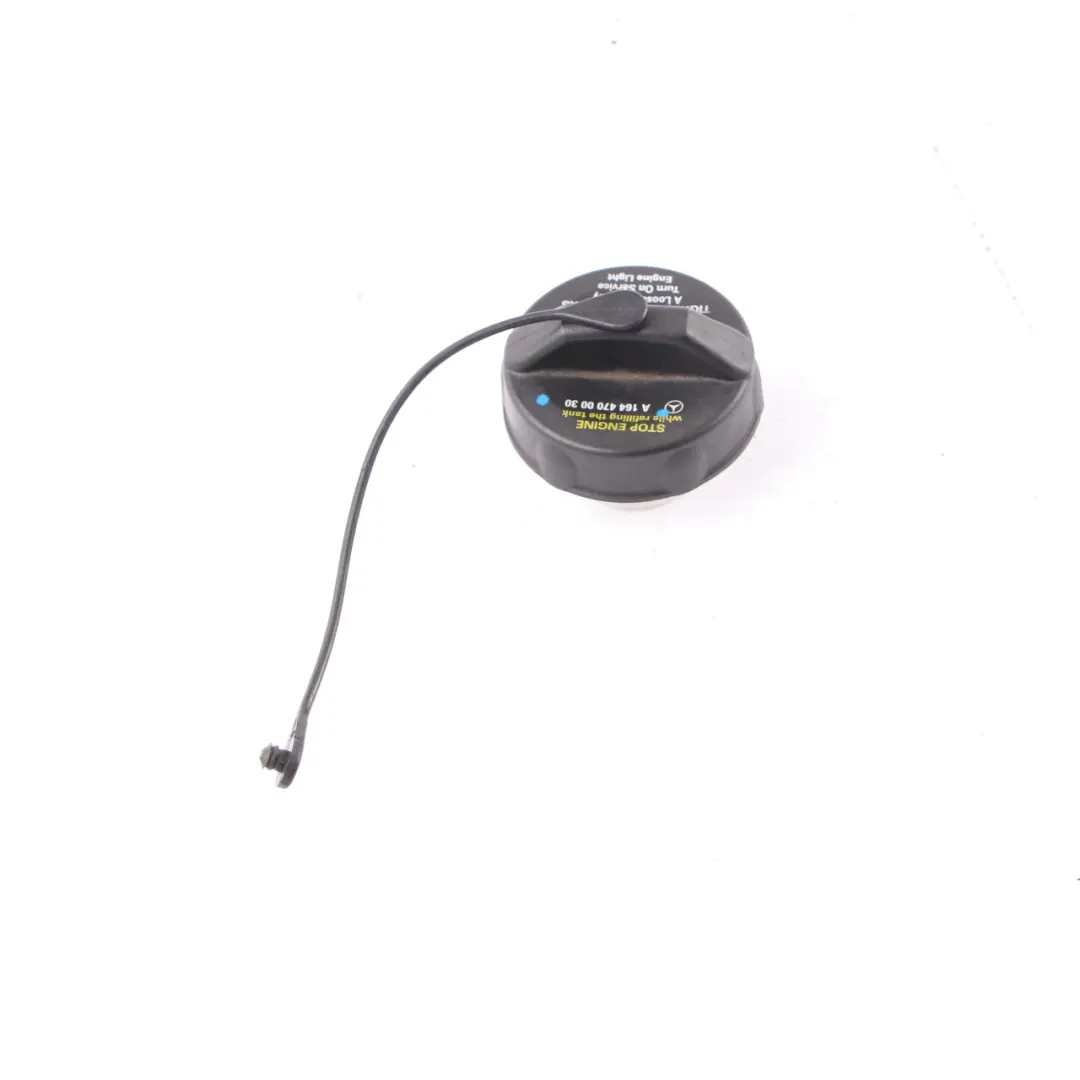 Mercedes ML W164 Couvercle de réservoir de carburant noir - SKU A1644700030 - Numéro de pièce A1644700030