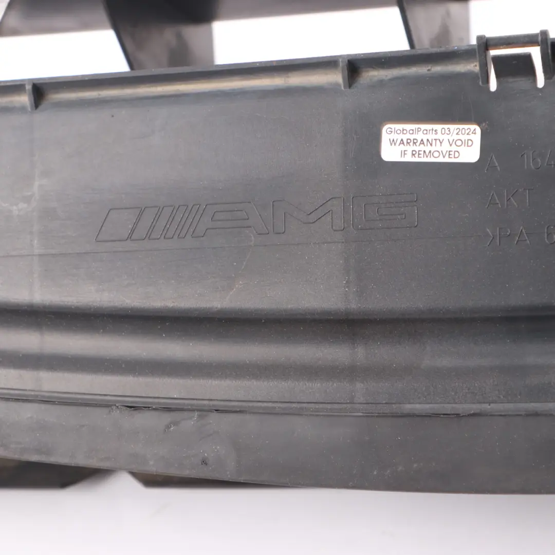 Kühler Luft Leitblech Kanal Deflektor für Mercedes W164 AMG mit Teilenummer A1645000716 Mercedes W164 AMG Kühler Luft Leitblech Kanal Deflektor - SKU A1645000716 - Teilenummer A1645000716
