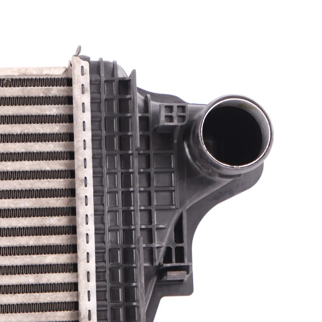 M251 Chłodnica Powietrza Intercooler do Mercedes W164 o numerze A1645001900 Mercedes W164 M251 Chłodnica Powietrza Intercooler - SKU A1645001900 - Numer Części A1645001900