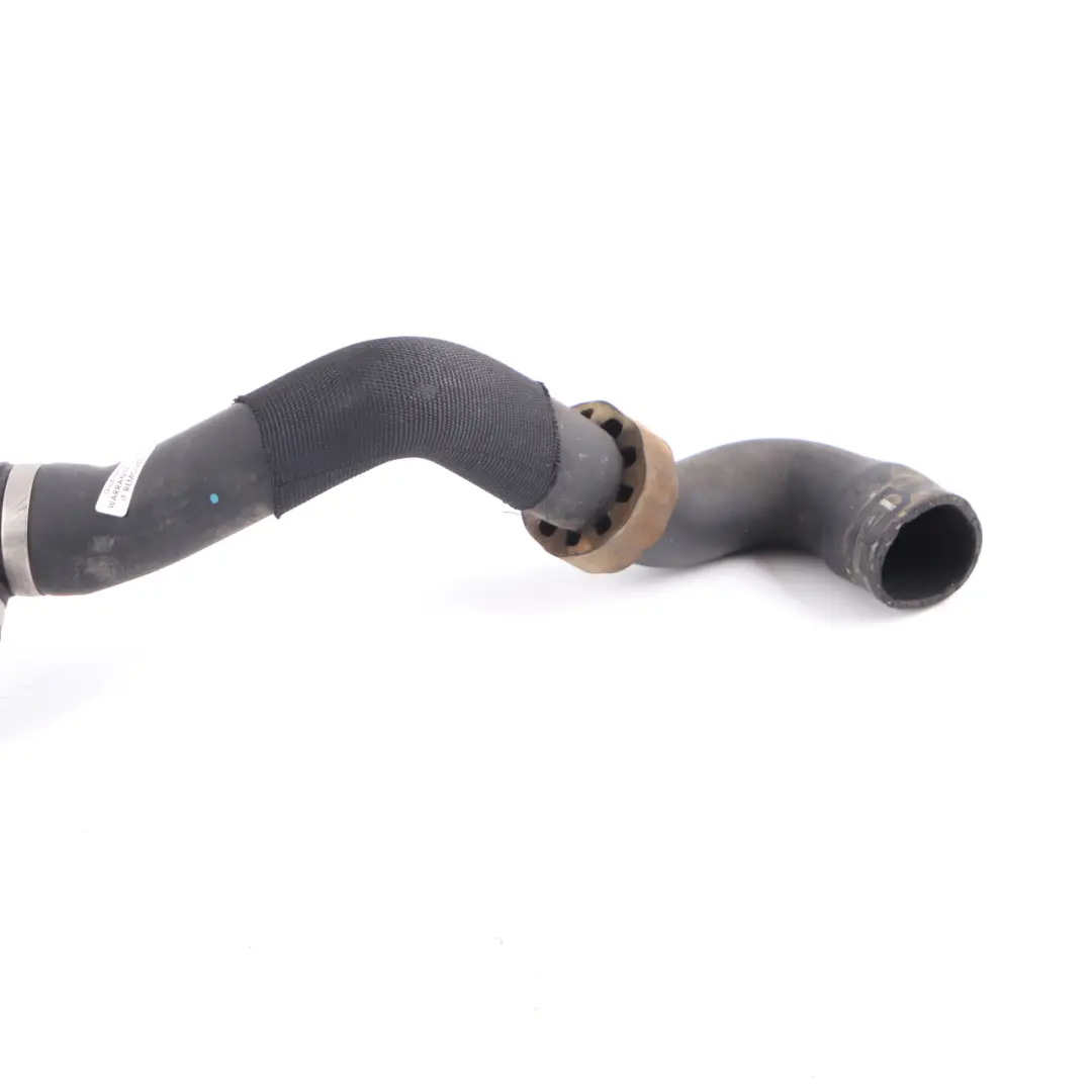 Tuyau de radiateur Tuyau de refroidissement d'eau pour Mercedes W164 à propos du numéro de pièce A1645011082 Mercedes W164 Tuyau de radiateur Tuyau de refroidissement d'eau - SKU A1645011082 - Numéro de pièce A1645011082