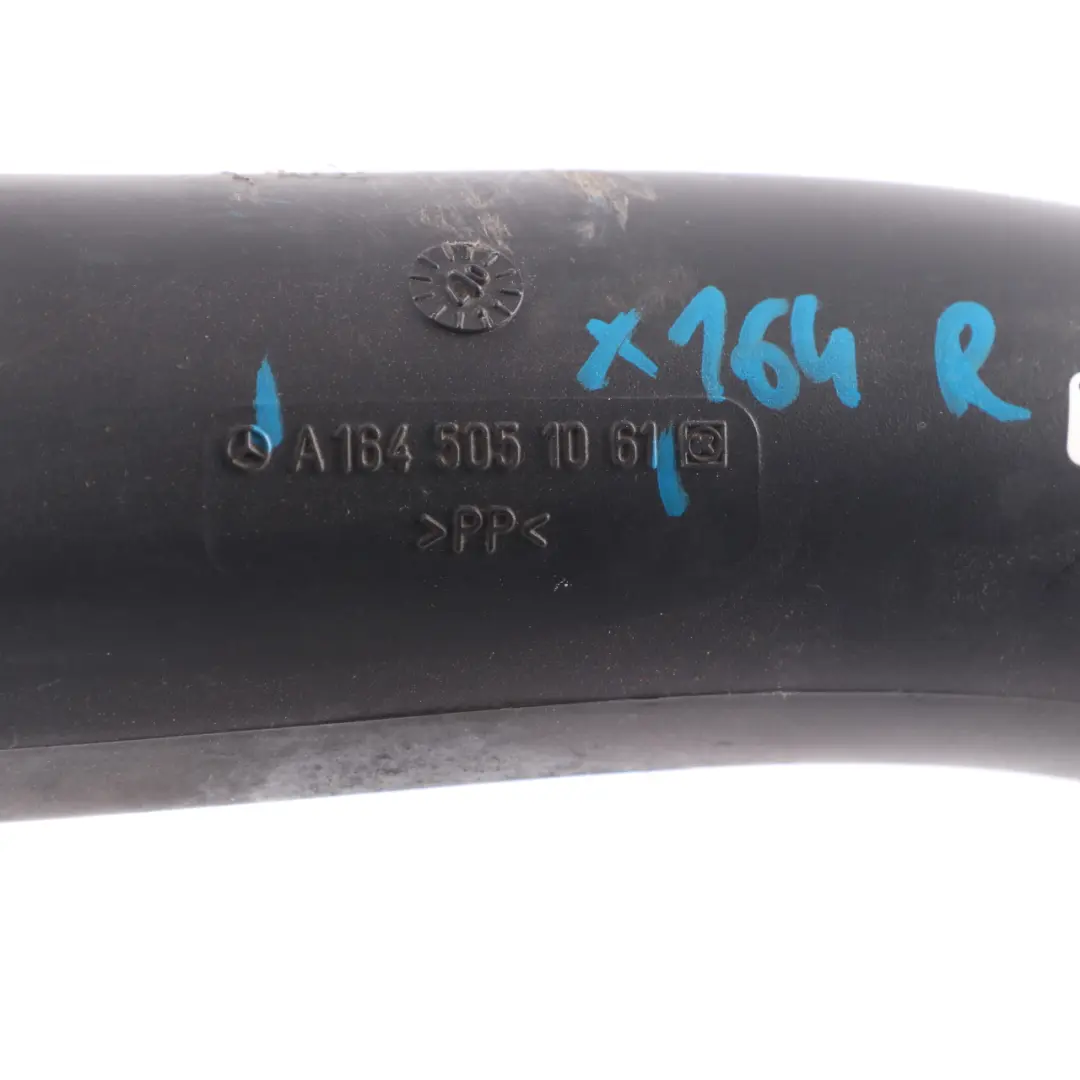 Wąż Przewód Rura Dolotu Powietrza do Mercedes X164 o numerze A1645051061 Mercedes X164 Wąż Przewód Rura Dolotu Powietrza - SKU A1645051061 - Numer Części A1645051061