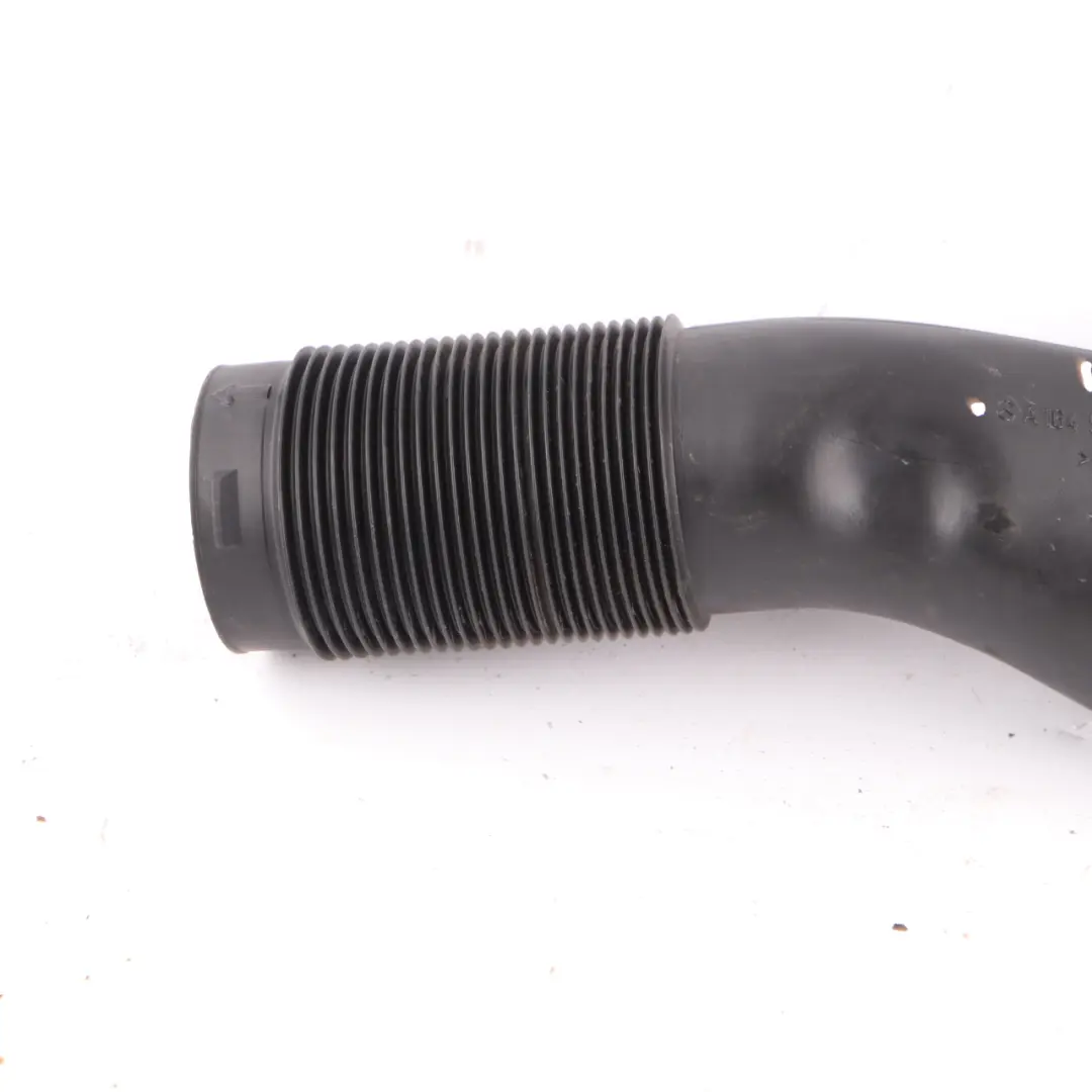 tuyau de prise d'air arrière droit pour Mercedes ML W164 à propos du numéro de pièce A1645052061 Mercedes ML W164 tuyau de prise d'air arrière droit - SKU A1645052061 - Numéro de pièce A1645052061