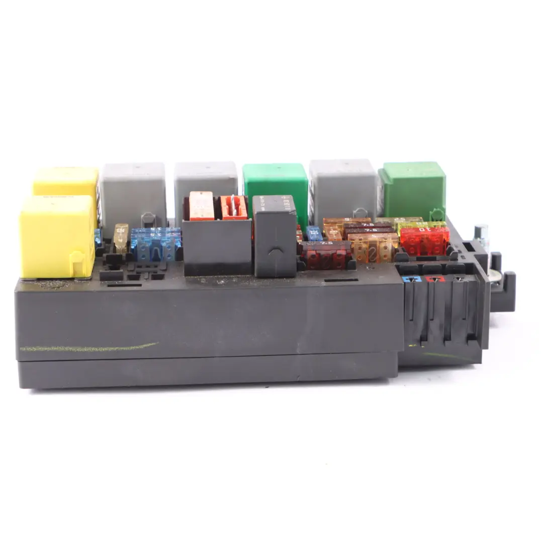 Boîte fusibles avant Module contrôle l'unité SAM pour Mercedes ML W164 à propos du numéro de pièce A1645400072 Mercedes ML W164 Boîte fusibles avant Module contrôle l'unité SAM - SKU A1645400072 - Numéro de pièce A1645400072