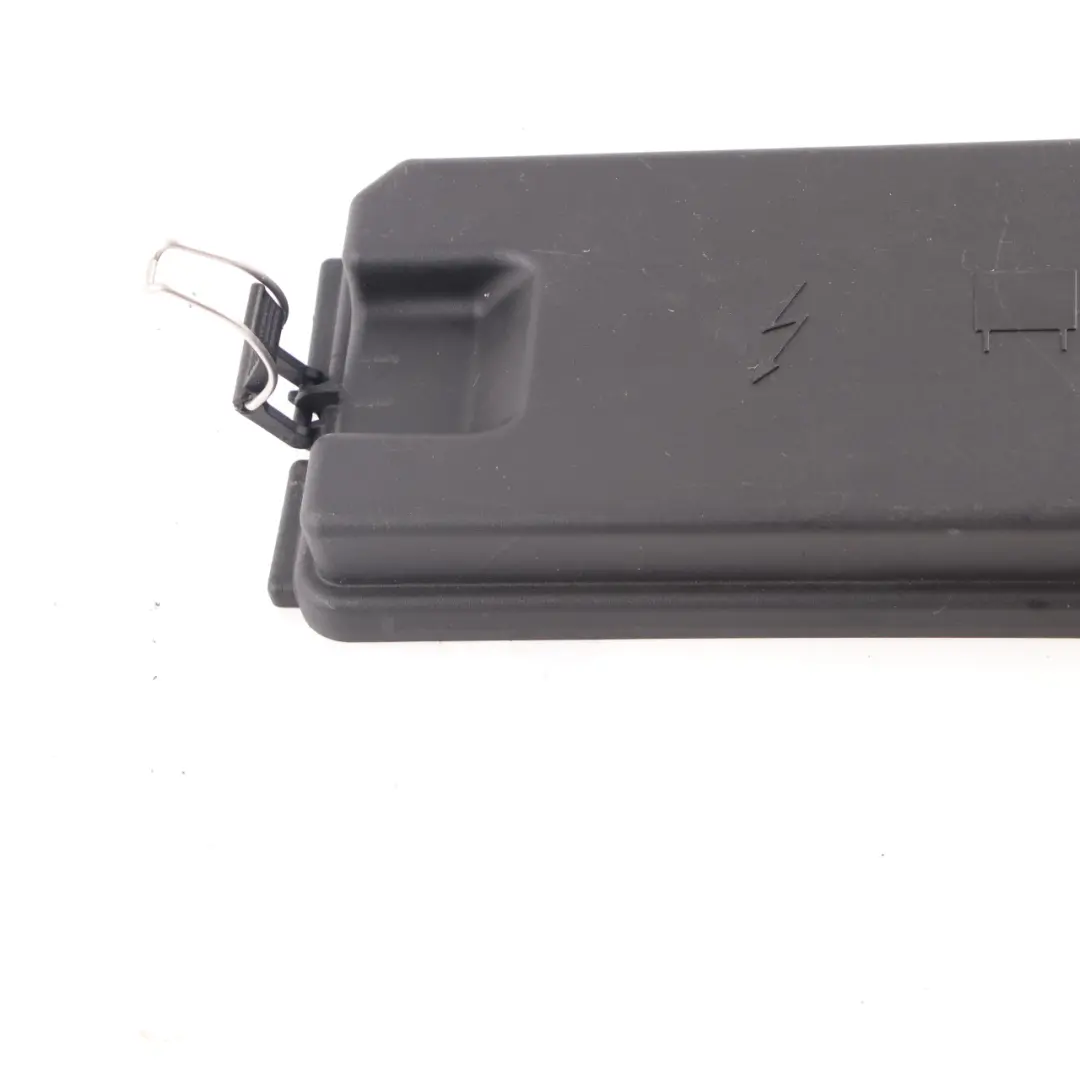 Scatola Fusibili Coperchio Pannello Cap per Mercedes ML W164 GL X164 con numero di parte A1645400182 Mercedes ML W164 GL X164 Scatola Fusibili Coperchio Pannello Cap - SKU A1645400182 - Numero di parte A1645400182