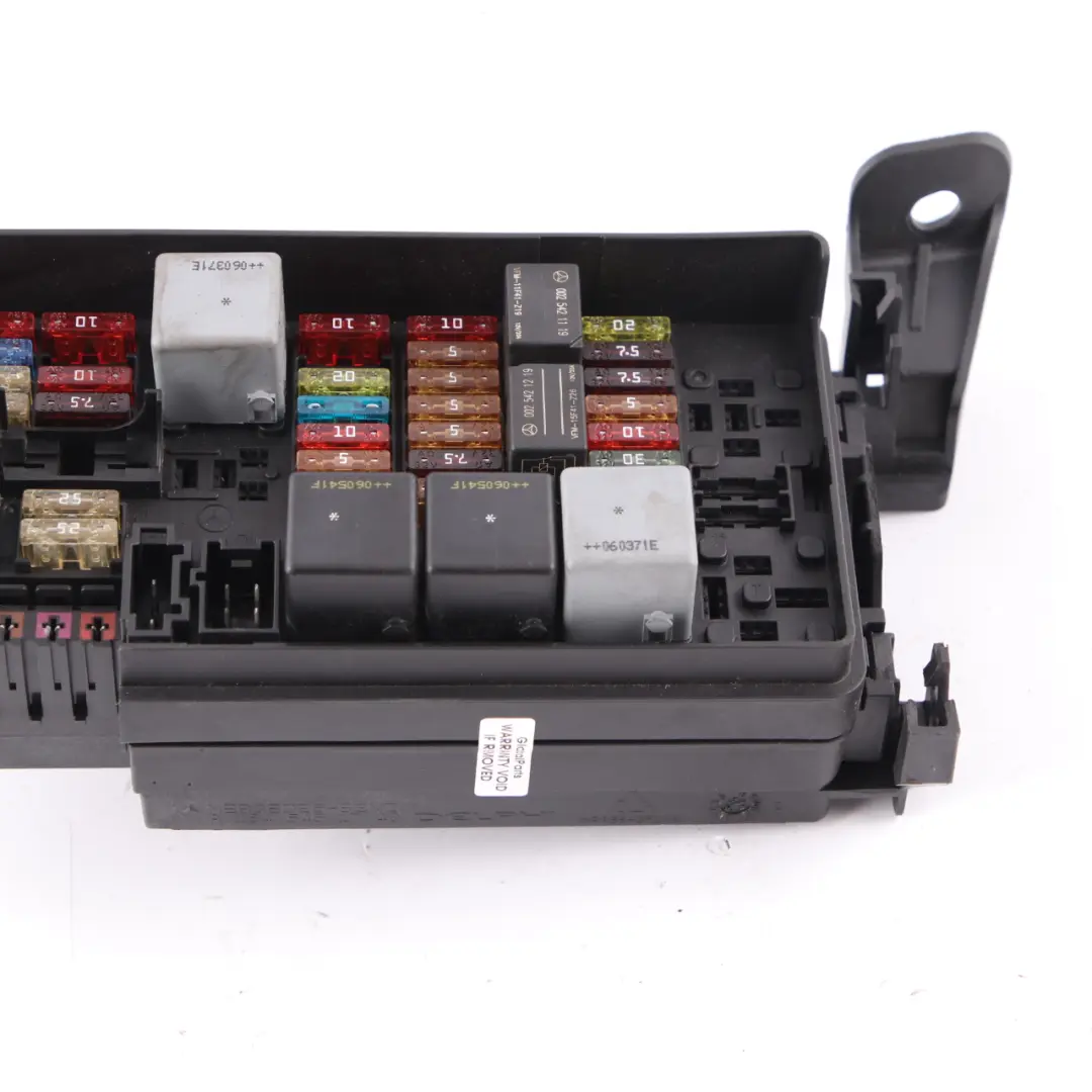 Fuse Box Mercedes ML W164 GL X164 Control Unit Module Relay to with Part number A1645400272 Fuse Box Mercedes ML W164 GL X164 Control Unit Module Relay - SKU A1645400272 - Part number A1645400272