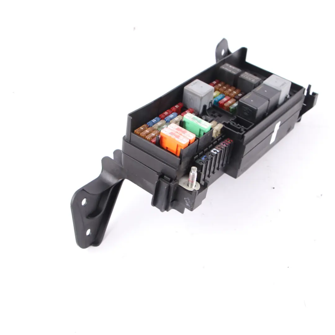 Fuse Box Mercedes ML W164 GL X164 Control Unit Module Relay to with Part number A1645400272 Fuse Box Mercedes ML W164 GL X164 Control Unit Module Relay - SKU A1645400272 - Part number A1645400272