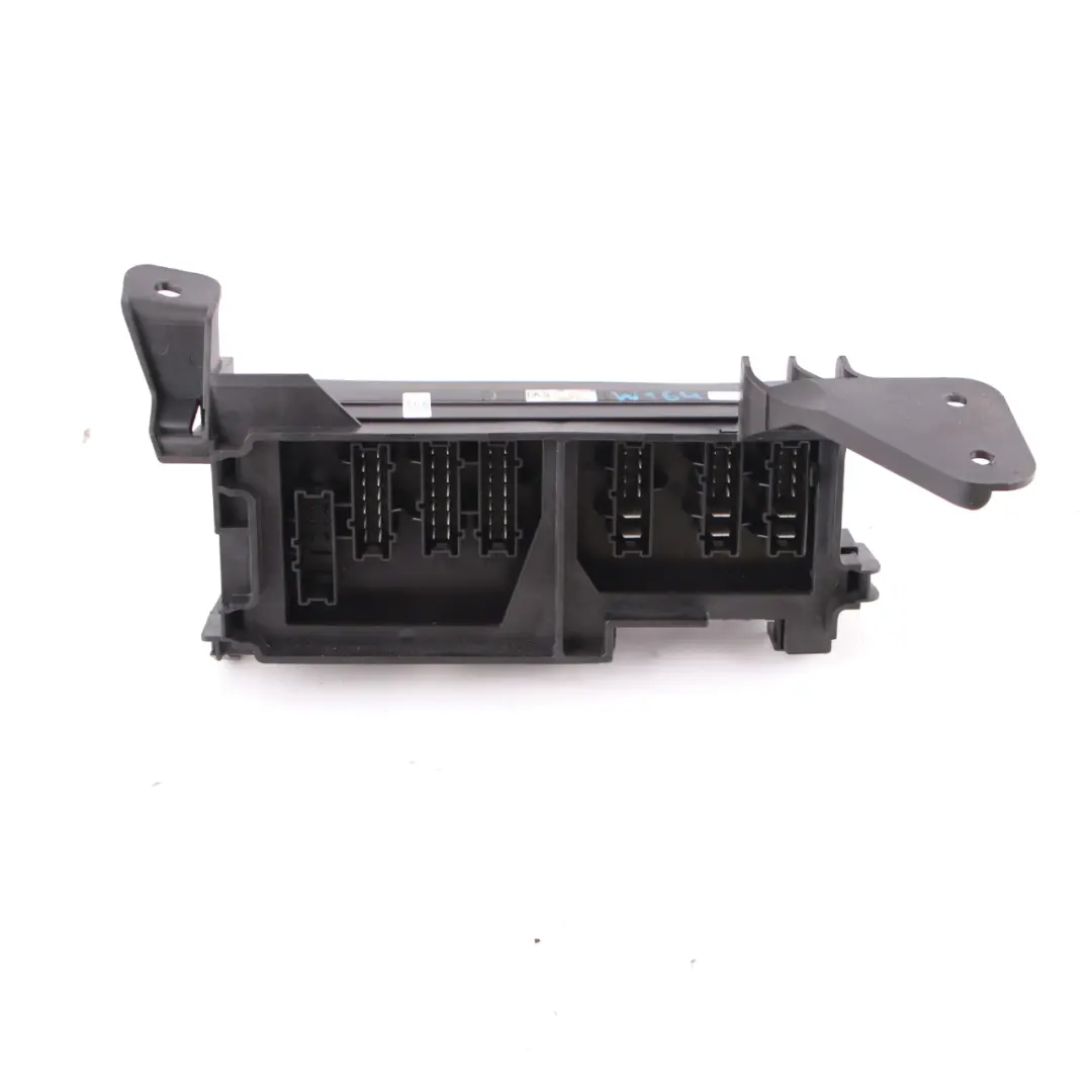 Fuse Box Mercedes ML W164 GL X164 Control Unit Module Relay to with Part number A1645400272 Fuse Box Mercedes ML W164 GL X164 Control Unit Module Relay - SKU A1645400272 - Part number A1645400272
