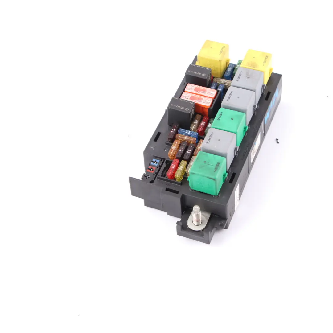 Caja Fusibles Módulo Relé Módulo Unidad Frontal para Mercedes W164 con número de pieza A1645400672 Mercedes W164 Caja Fusibles Módulo Relé Módulo Unidad Frontal - SKU A1645400672 - Número de pieza A1645400672
