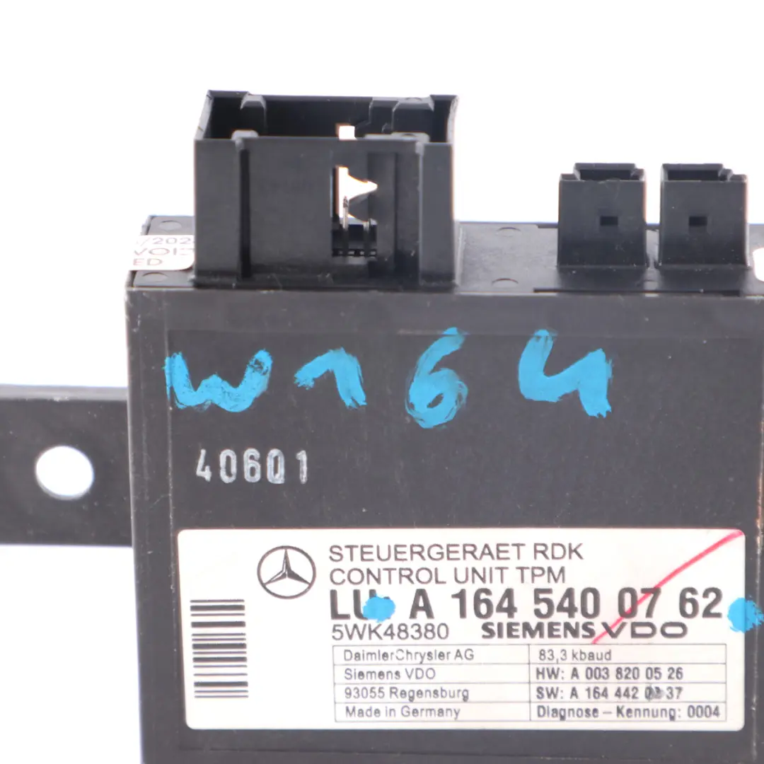 Tyre Pressure Monitor Control Unit Module to Mercedes W164 W211 C219 with Part number A1645400762 Mercedes W164 W211 C219 Tyre Pressure Monitor Control Unit Module - SKU A1645400762 - Part number A1645400762