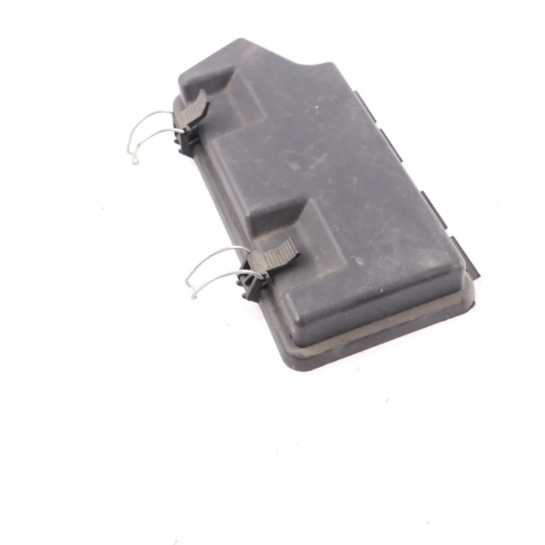 Abdeckung Sicherungs Kasten Steuer Modul Oben 1645400782 für Mercedes W164 mit Teilenummer A1645400782 Mercedes W164 Abdeckung Sicherungs Kasten Steuer Modul Oben 1645400782 - SKU A1645400782 - Teilenummer A1645400782