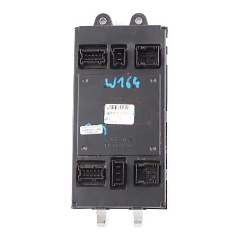 Sam Module Mercedes W164 Passenger Side SAM Fuse Relay Control Unit to with Part number A1645402501 Sam Module Mercedes W164 Passenger Side SAM Fuse Relay Control Unit - SKU A1645402501 - Part number A1645402501