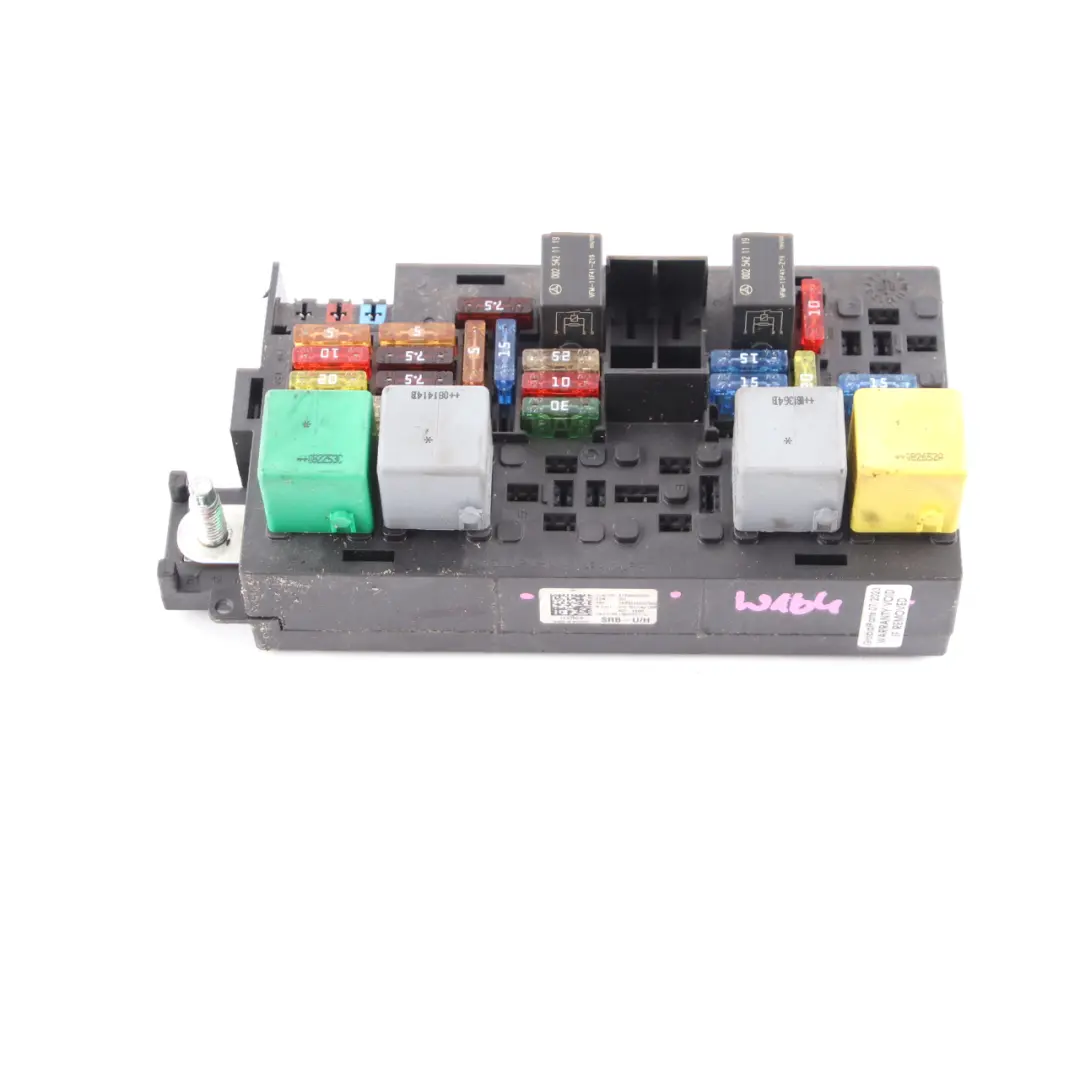 Fuse Box Relay Control Unit Module to Mercedes ML W164 with Part number A1645403272 Mercedes ML W164 Fuse Box Relay Control Unit Module - SKU A1645403272 - Part number A1645403272