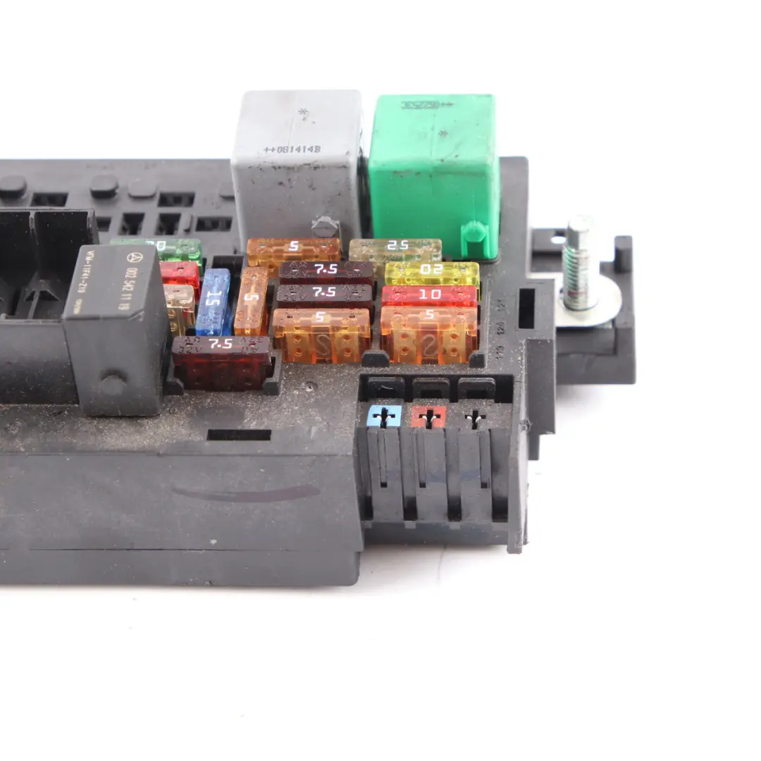 Module De Commande De Relais De Boîte À Fusibles pour Mercedes ML W164 à propos du numéro de pièce A1645403272 Mercedes ML W164 Module De Commande De Relais De Boîte À Fusibles - SKU A1645403272 - Numéro de pièce A1645403272