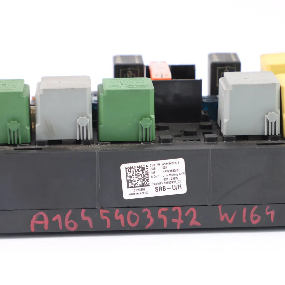 Sicherungs kasten Relais modul Steuergerät für Mercedes ML W164 W251 mit Teilenummer A1645403572 Mercedes ML W164 W251 Sicherungs kasten Relais modul Steuergerät - SKU A1645403572 - Teilenummer A1645403572