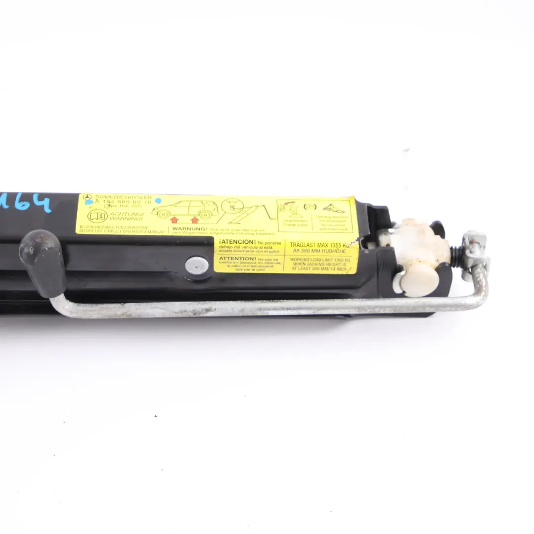 Gato elevador Mercedes ML W164 GL X164 Car Tool Emergency Lift para con número de pieza A1645800018 Gato elevador Mercedes ML W164 GL X164 Car Tool Emergency Lift - SKU A1645800018 - Número de pieza A1645800018
