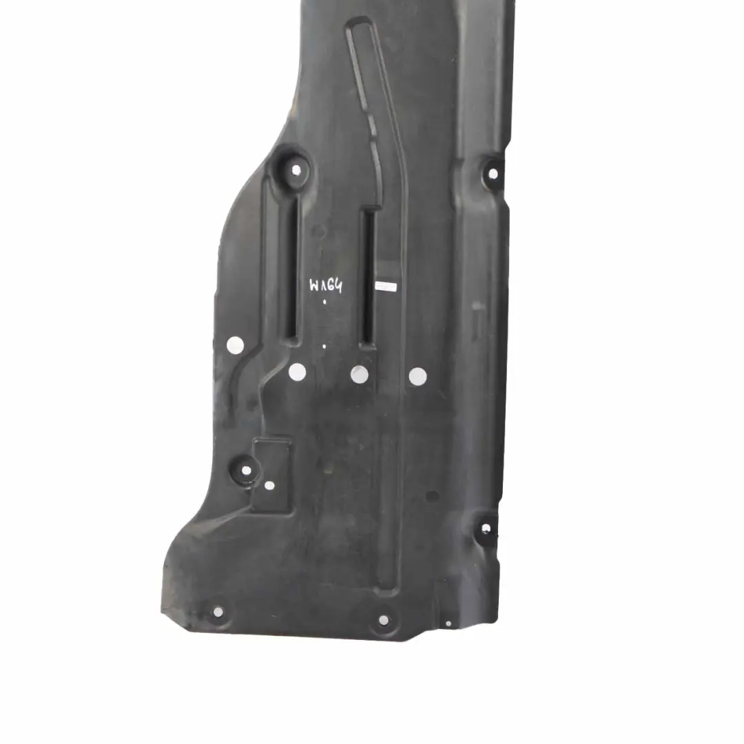 Panel Debajo Del Piso Izquierdo Escudo De Debajo para Mercedes W164 con número de pieza A1646190338 Mercedes W164 Panel Debajo Del Piso Izquierdo Escudo De Debajo - SKU A1646190338 - Número de pieza A1646190338