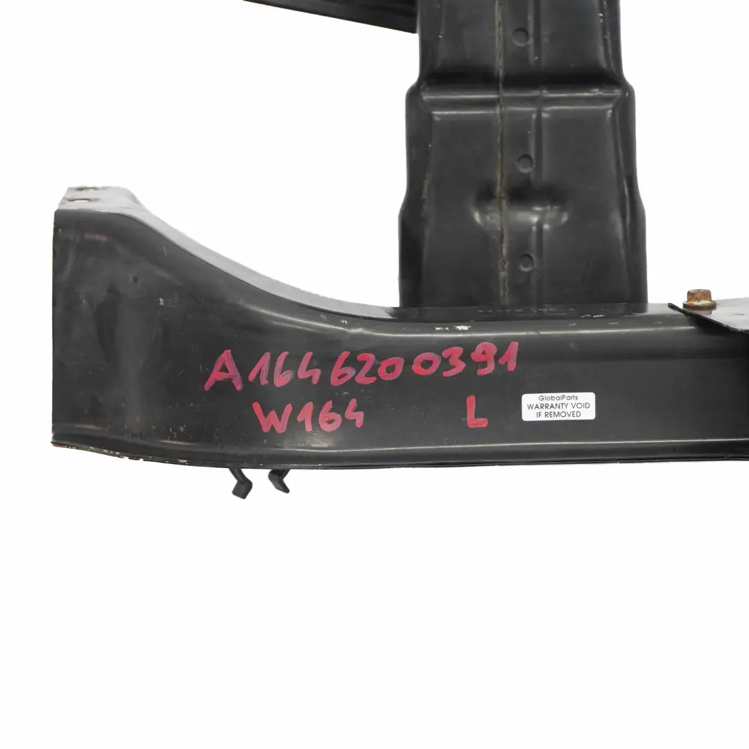 Supporto faro anteriore sinistro Supporto faro per Mercedes ML W164 con numero di parte A1646200391 Mercedes ML W164 Supporto faro anteriore sinistro Supporto faro - SKU A1646200391 - Numero di parte A1646200391