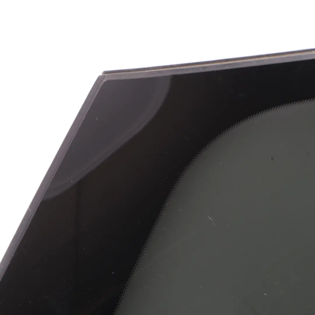 Fensterglas Hinten Rechts Fender Triangle Getönt AS3 für Mercedes W164 mit Teilenummer A1646701611 Mercedes W164 Fensterglas Hinten Rechts Fender Triangle Getönt AS3 - SKU A1646701611 - Teilenummer A1646701611