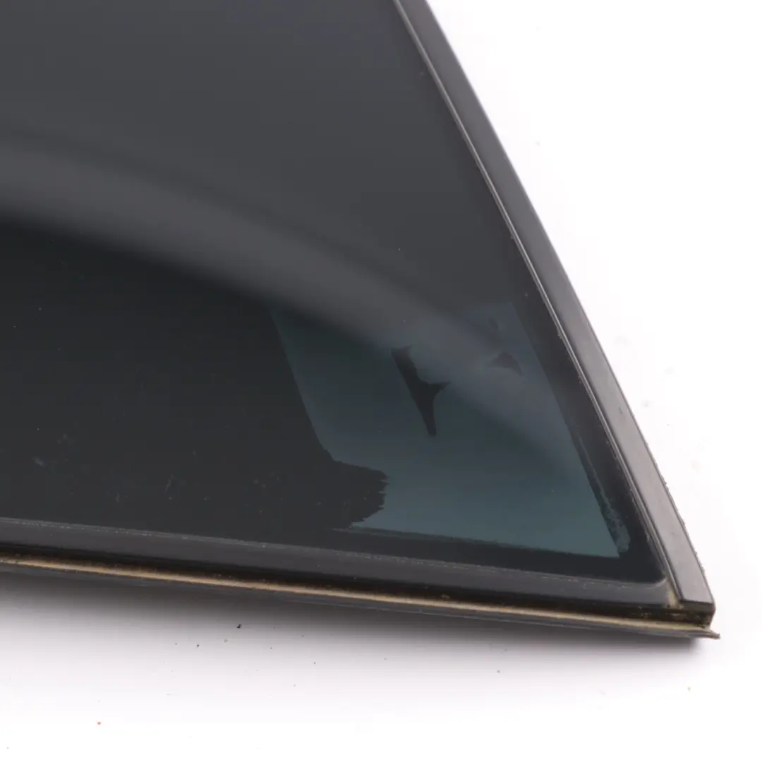 Window Quarter Glass Rear Left N/S AS2 to Mercedes ML W164 with Part number A1646701711 Mercedes ML W164 Window Quarter Glass Rear Left N/S AS2 - SKU A1646701711 - Part number A1646701711