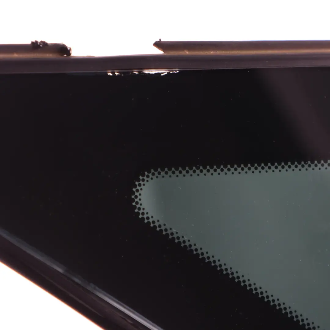 Window Quarter Glass Rear Left N/S AS2 to Mercedes ML W164 with Part number A1646701711 Mercedes ML W164 Window Quarter Glass Rear Left N/S AS2 - SKU A1646701711 - Part number A1646701711