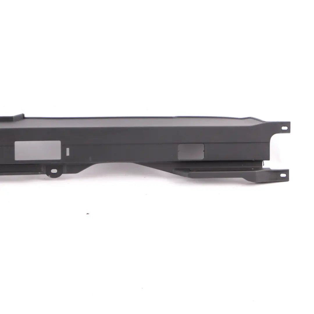 Listwa Osłona Wykończenie Bagażnika Prawy Czarny Mercedes W164 - SKU A1646800231 - Numer Części A1646800231