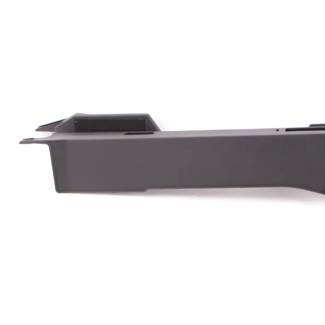 Listwa Osłona Wykończenie Bagażnika Prawy Czarny Mercedes W164 - SKU A1646800231 - Numer Części A1646800231