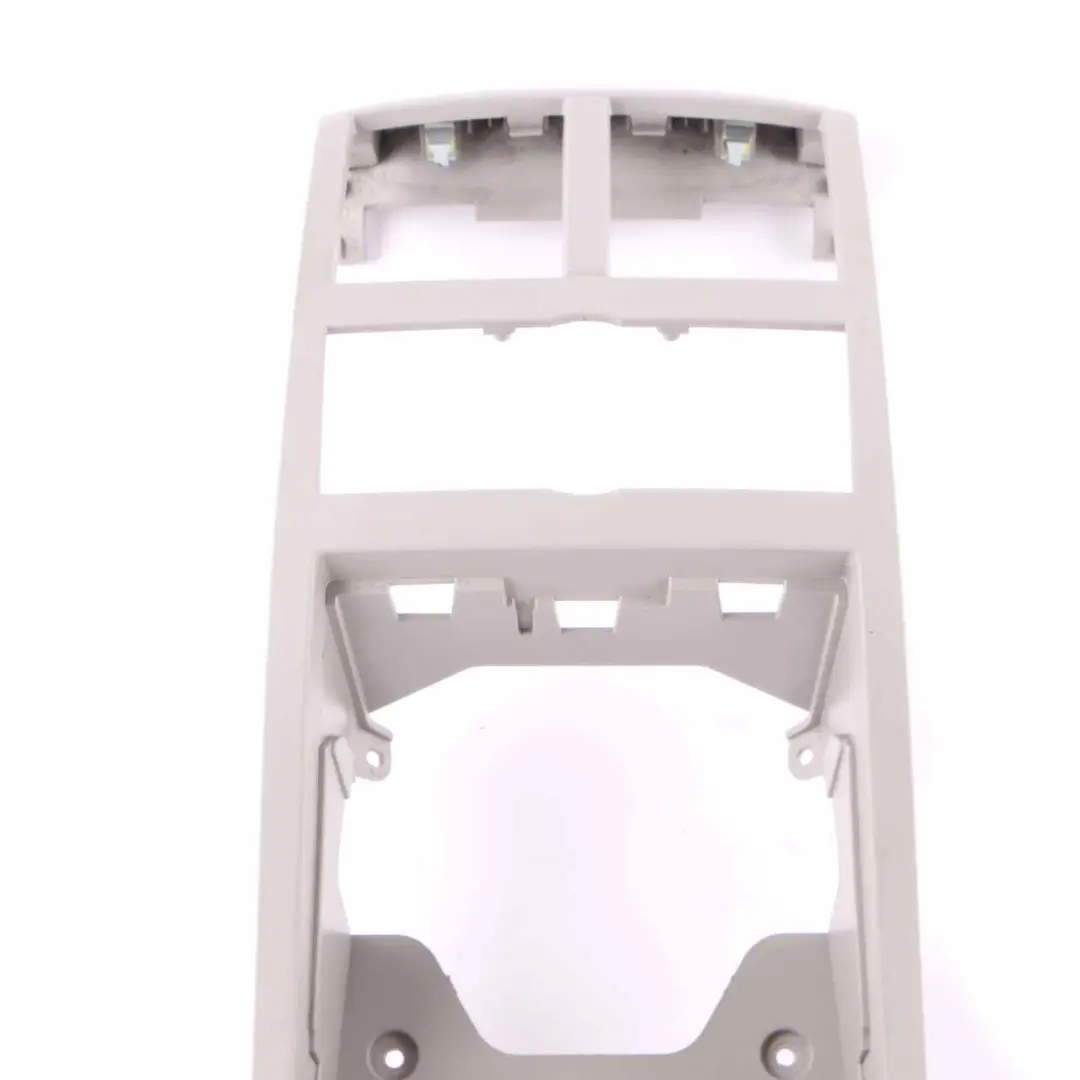 Osłona Ramka Konsoli Środkowej Szara do Mercedes ML W164 o numerze A1646800507 Mercedes ML W164 Osłona Ramka Konsoli Środkowej Szara - SKU A1646800507 - Numer Części A1646800507