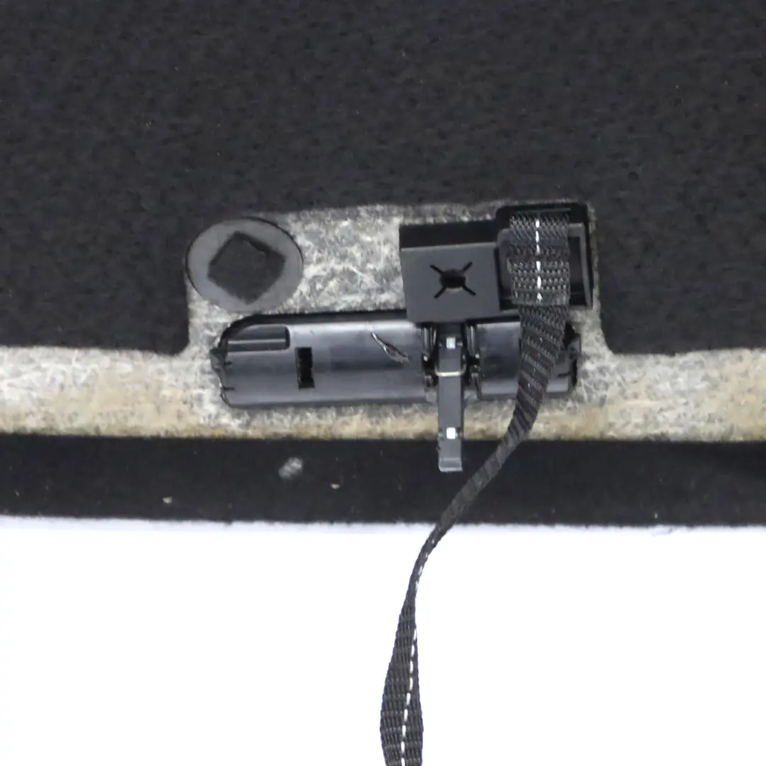 Kofferraum abdeckung Teppichboden schwarz für Mercedes GL X164 mit Teilenummer A1646800802 Mercedes GL X164 Kofferraum abdeckung Teppichboden schwarz - SKU A1646800802 - Teilenummer A1646800802