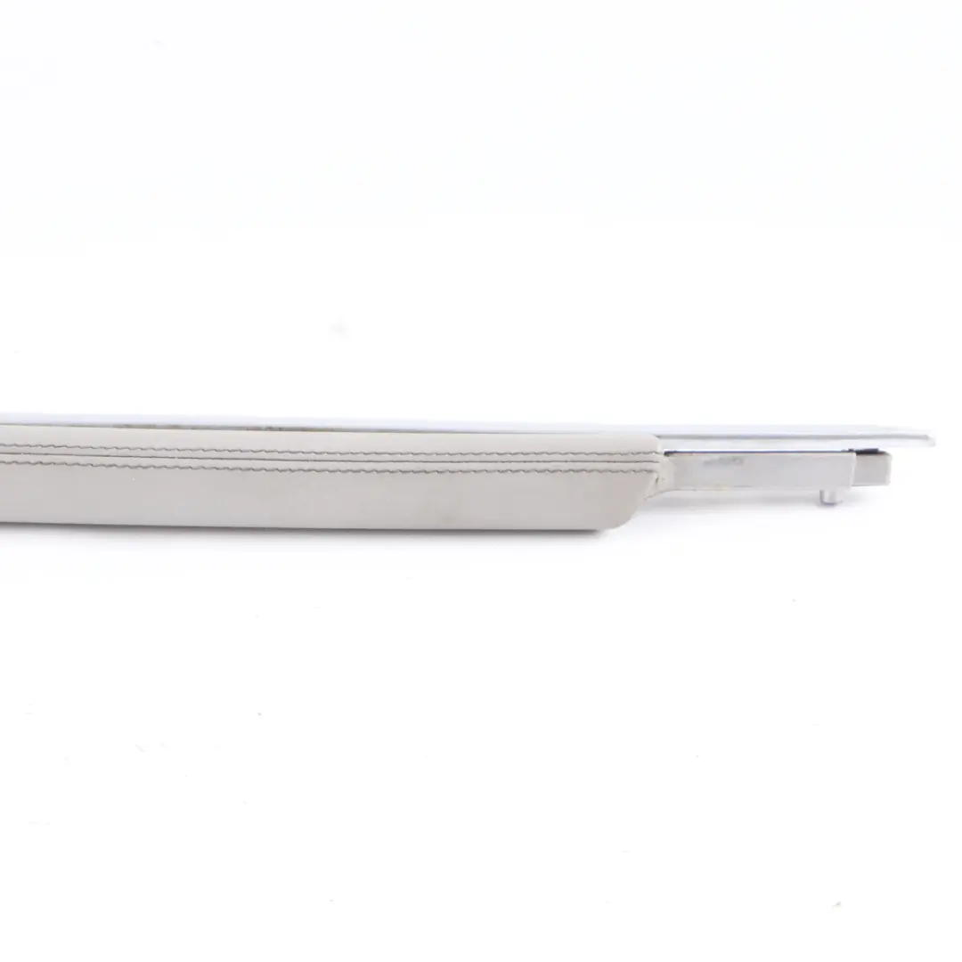  Mercedes-Benz ML W164 Handgriff Haltegriff Mittelkonsole Rechts A1646800270 - SKU A1646800870 - Teilenummer A1646800870