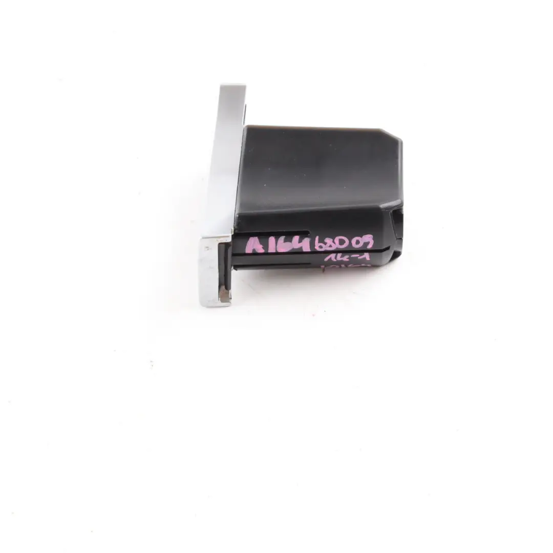 Mercedes ML W164 Console Centrale Porte-Gobelet Séparateur Support - SKU A1646800914-1 - Numéro de pièce A1646800914
